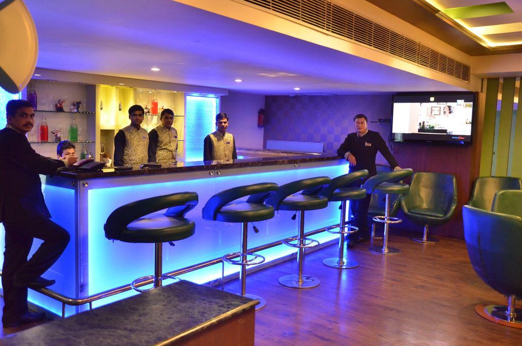 Hotel Down Town ชลันธระ ภายนอก รูปภาพ