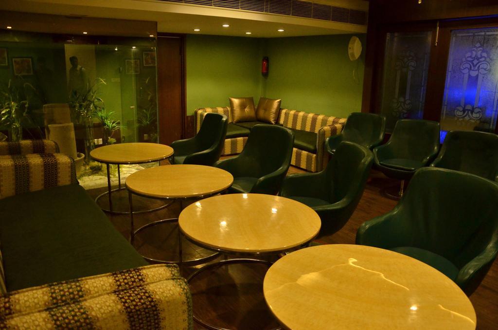 Hotel Down Town ชลันธระ ภายนอก รูปภาพ